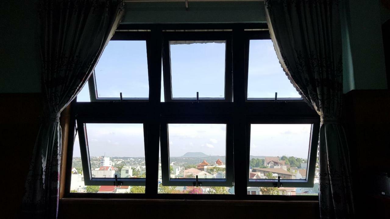 Cao Nguyen Hotel Plây Ku Exterior foto